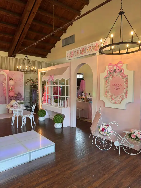 Themed Luxury Events